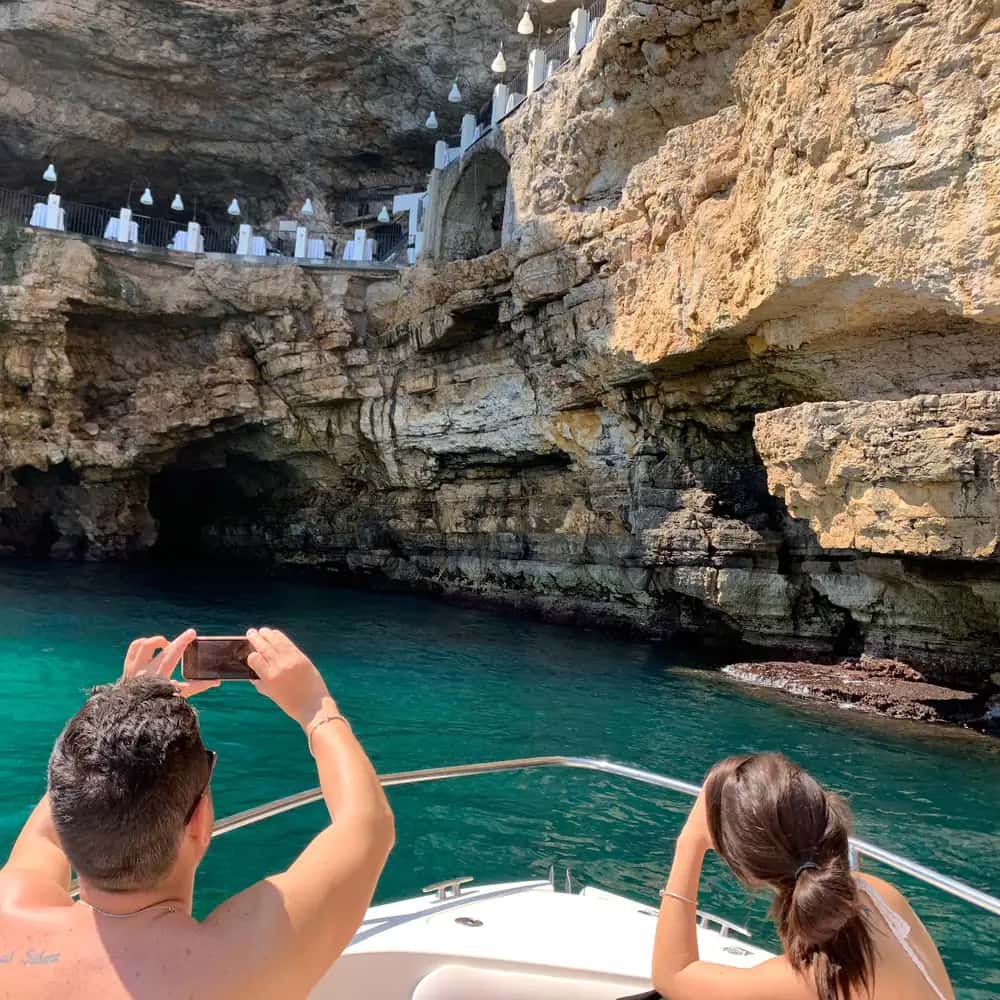 Les grottes marines de Polignano en bateau