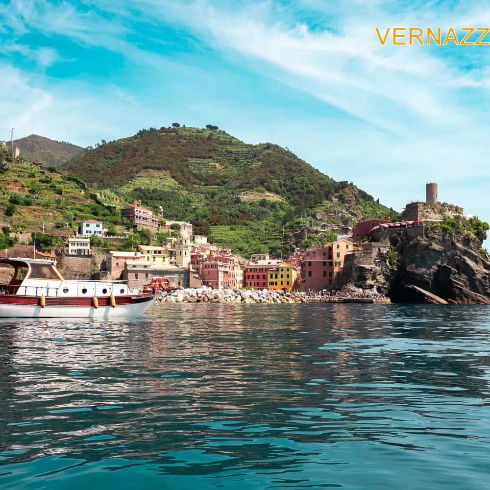 Cinque Terre en bateau avec déjeuner et vin
