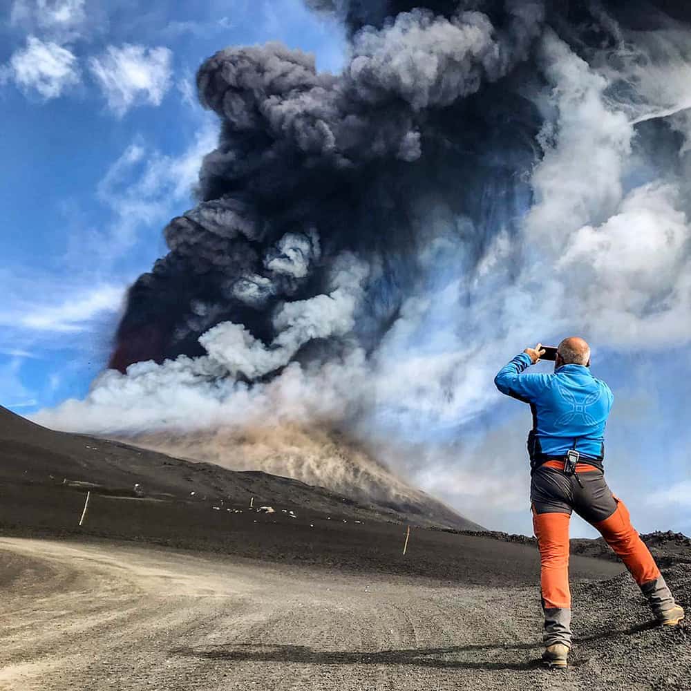 Etna : montée à 3 000 m en téléphérique et 4x4